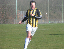 Brønshøj Boldklubs Rasmus Wulff i træningskampen mod Nivå-Kokkedal 8. marts 2008 (foto: T. Brygger)